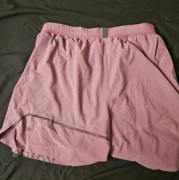 Lululemon lined pace shorts 5" - Picture 1 of 4